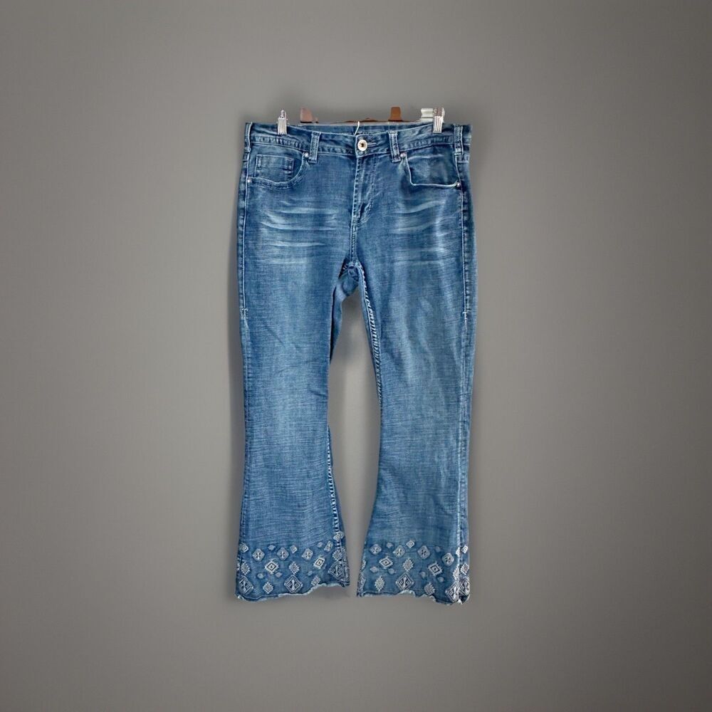 Boho Aztec Embroidered Bell Bottom Jeans Raw Hem Flare W33 L31 Women rodeo